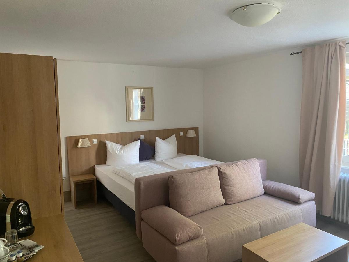 Bodenseehotel Krone & Gaestehaus Бодман-Людвигсхафен Экстерьер фото